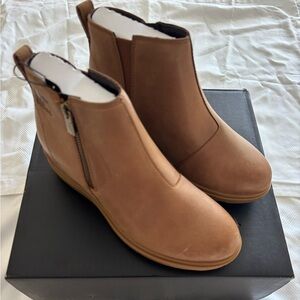 NEW Sorel Evie II Ankle Boots WOMENS Tan Side Zip Waterproof Round Toe Sz 7.5